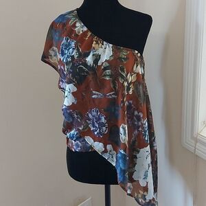 Single shoulder top sz. S